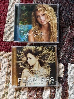 Taylor Swift CDs Debut and Fearless Platinum Edition DVD Self Titled Collection